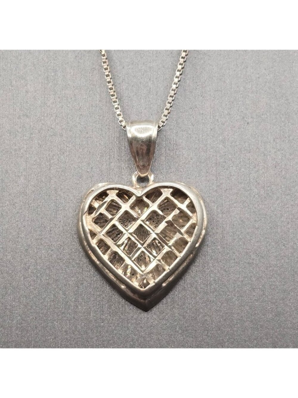 Vintage Sterling Silver Heart Necklace 18" Lattice Mesh Signed SA 925 Box Chain - Picture 3 of 15